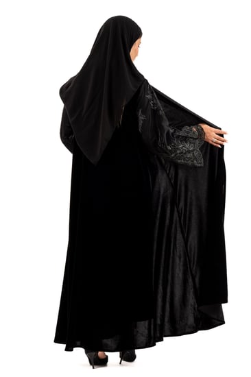 عباية لارين  اسود بكم دانتيل مشجر