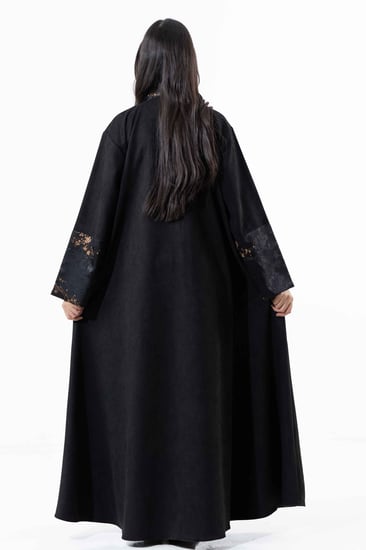 عبايات شتويةكلوش مناسبات  شك خرز كرستال ملونه ساترة دوامات جاكار عباية