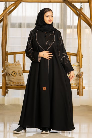 عبايات شتويةكلوش مناسبات شك خرز كرستال ملونه ساترة دوامات جاكار عباية