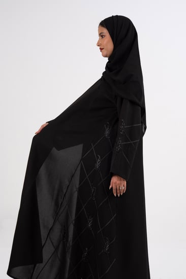 عباية ميرال بقيطان مع تطريز شك انيق