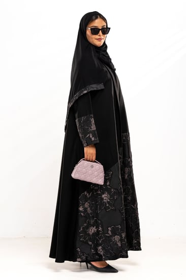 عباية نيارة