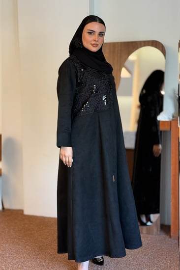 عباية عبير شامواة باللون الاسود