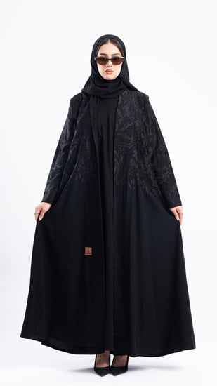 عباية درة بتطريز اسود مع خرز اسود