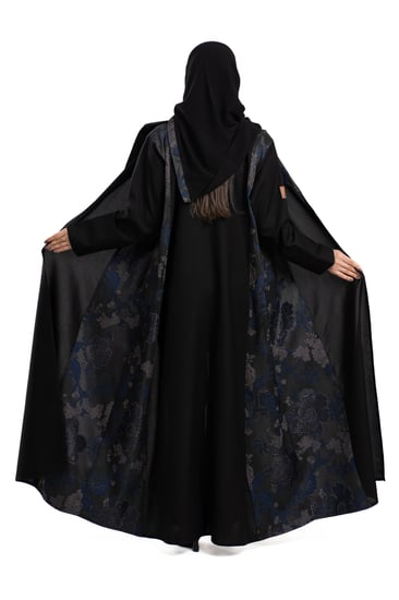 عبايات مناسبات عباية كلوش عبايات مطرزة عبايات ملونة عباية انيقة  عباية