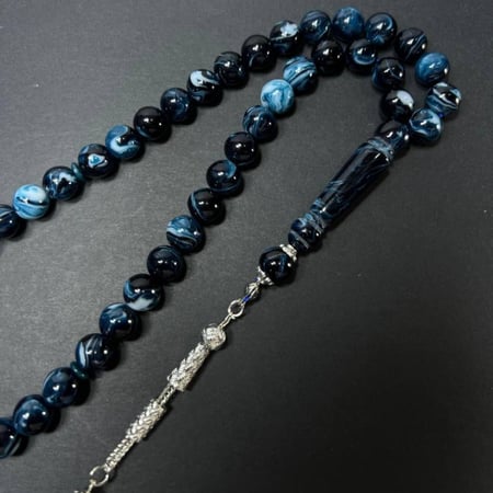 سبحة تراب كهرمان -بكلايت- شكة - ازرق بحري مخلوط ابيض مميز