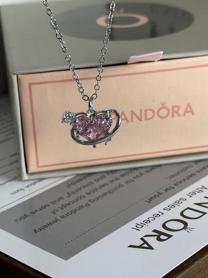 قلاده شكل قلب معى فص الزركون