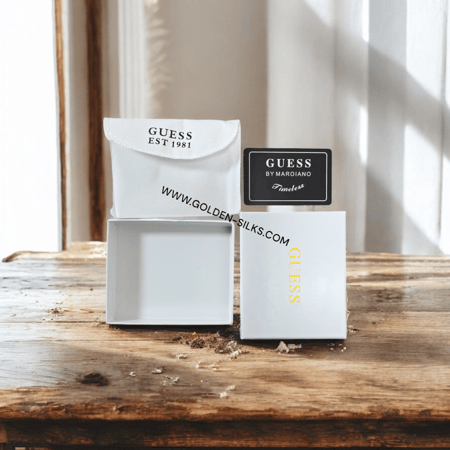 محفظة Guess راقية 3