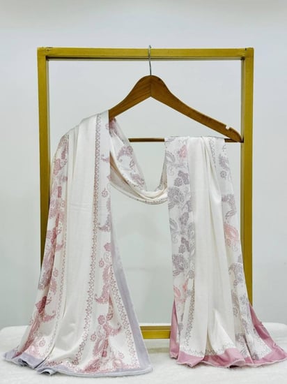 حجاب قطن ستريتش مقلّم ديجيتال