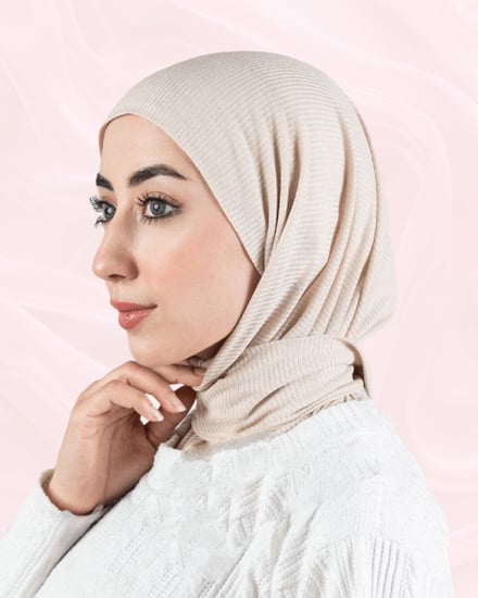 حجاب طباقي بكبسات خلفية (سهل الأرتداء)