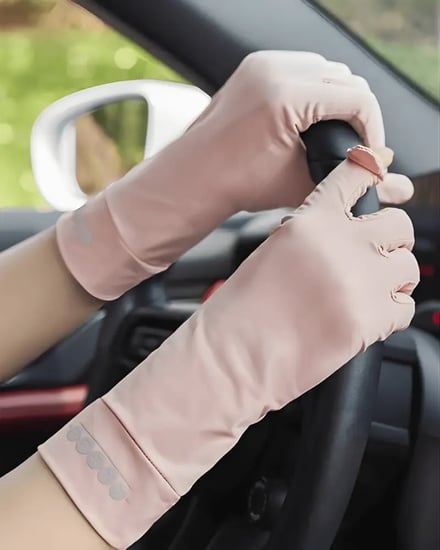 قفازات ناعمة