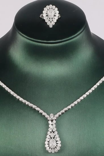 خاتم و قلادة رواء طقم فضه ٩٢٥ قلاده و خاتم و سوار واقراط