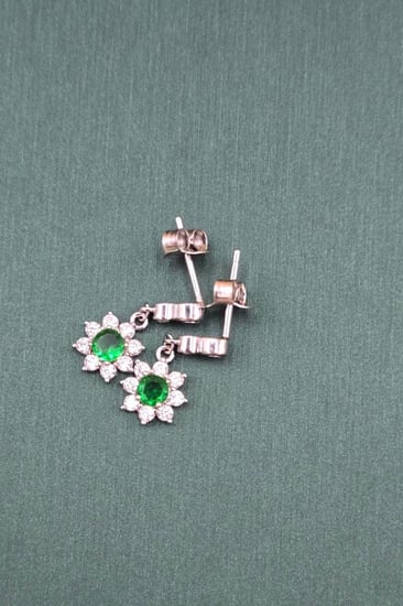 وردة الأميرولد اقراط فضه 925