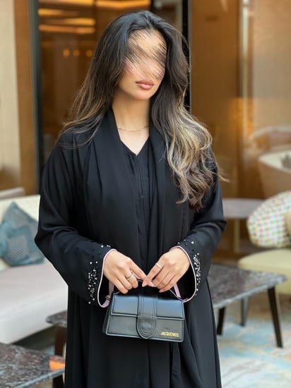 عبايه ورده