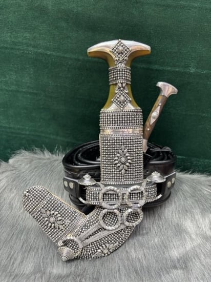 جنبية خنجر فضة