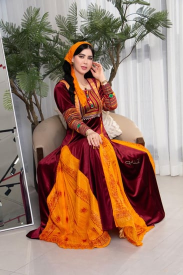 فستان عسيري مخمل عنابي رقم 44