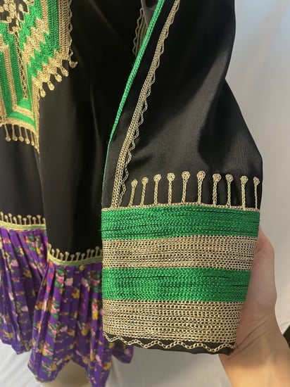 ثوب عسيري اسود وموف  رقم 10