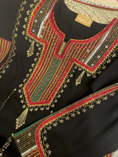 ثوب عسيري اسود رقم 34