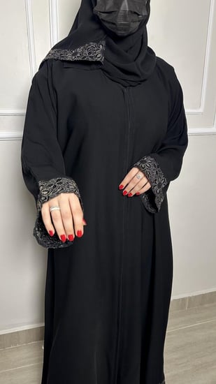 عباية نص كلوش بنقش اسود-849