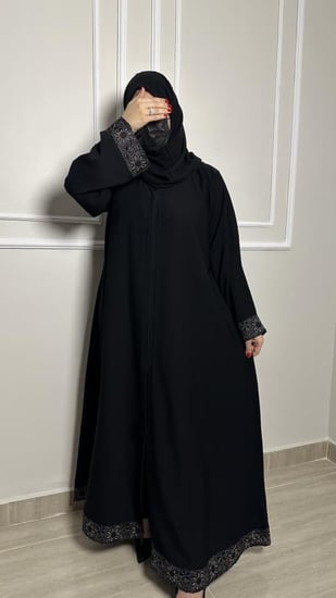 عباية نص كلوش بنقش اسود-849