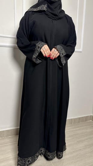 عباية نص كلوش بنقش اسود-849