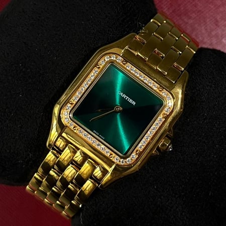 CaWa6 Panthère de Cartier watch