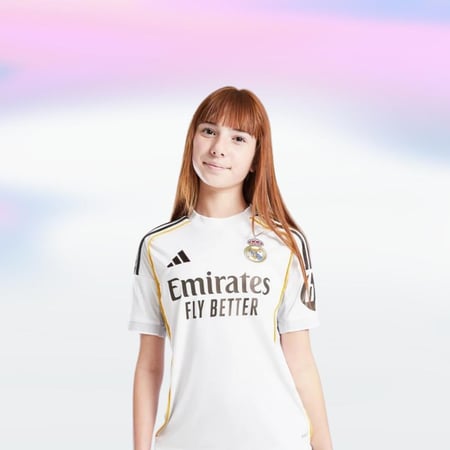 طقم ريال مدريد الاول للأطفال موسم 2025/2026