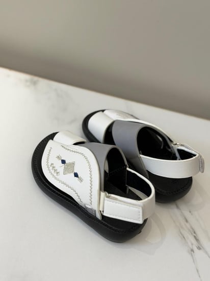 شوز اطفال شرقي