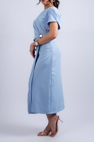 فستان سكون الأناقة الناعمة