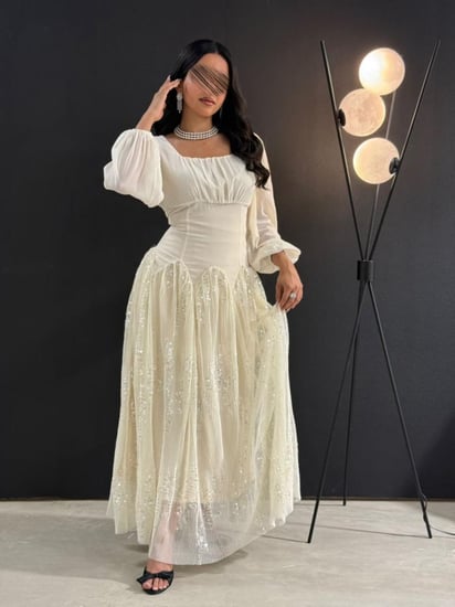 ستان أوف وايت بكورسيه فاخر مطرز ترتر