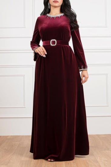 جلابية سهرة مخمل بتطريز وبكلة لامعة