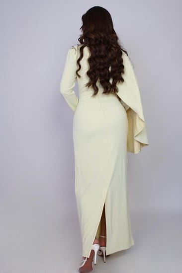 فستان بتصميم عصري راقي