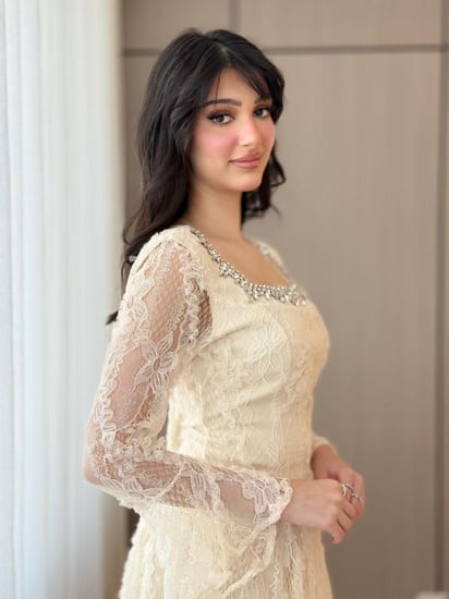 فستان عطر الزمن