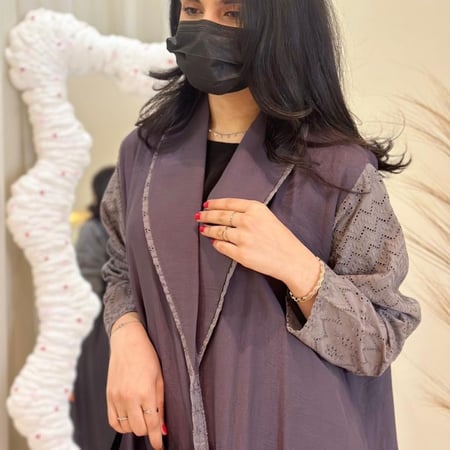 ‏عباية كلوش لون رمادي
