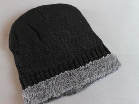 قبعة شتوية فرو رجالي من اشبيل