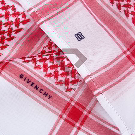 شماغ جيفنشي كلاسيك 2024