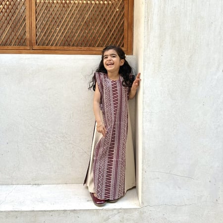 فستان عنابي