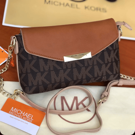 شنطة مايكل كورس