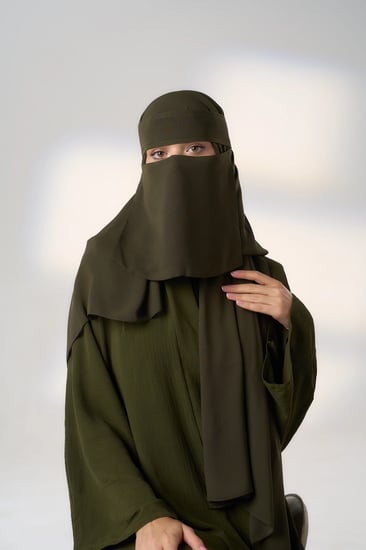 طقم طرحة ونقاب