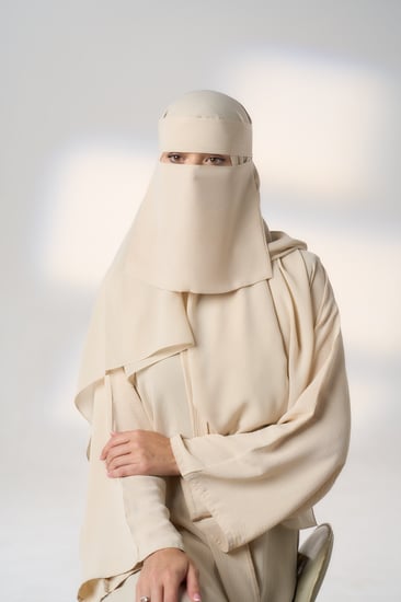 طقم طرحة ونقاب-بيج