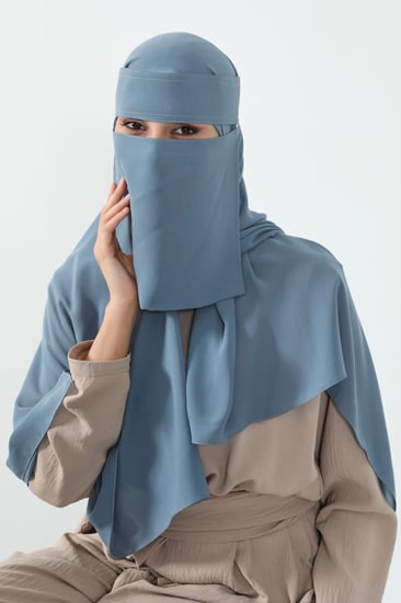 طرحة ونقاب لبني