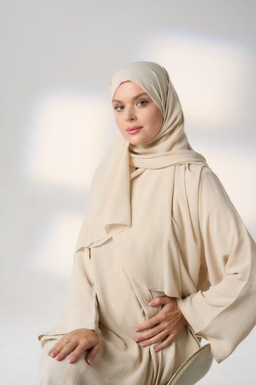 طقم طرحة ونقاب-بيج