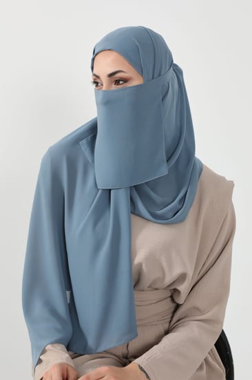 طرحة ولثام لبني