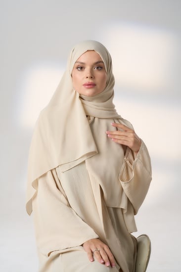 طقم طرحة ونقاب-بيج