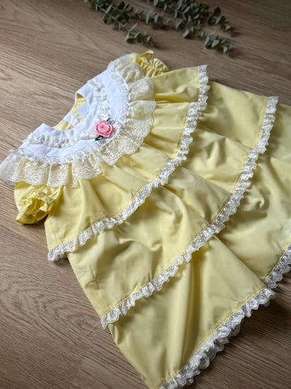 فستان اصفر اطفال