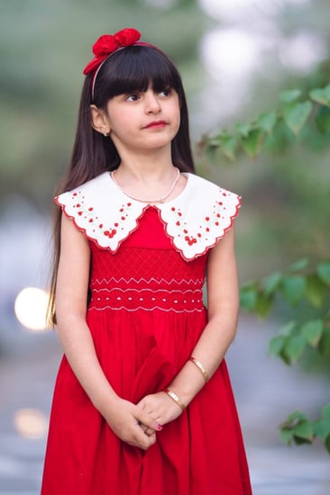 فستان احمر بناتي