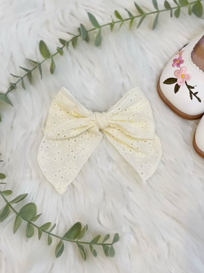 فيونكات شعر للبنات