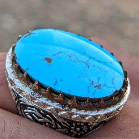 فيروز نيشابوري حجم راهي أزرق شبه صافيه صياغة جراح