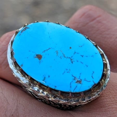 فيروز نيشابوري حجم راهي أزرق شبه صافيه صياغة جراح