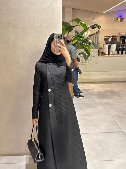 عباية الدوام بليزر