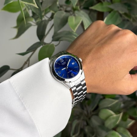 ساعة كاسيو - ازرق